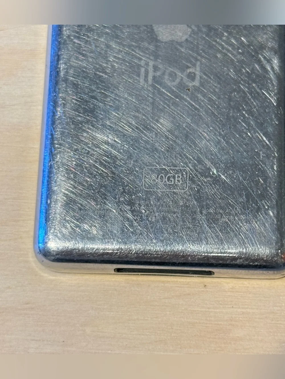 iPod Model:A1238 6thGEN 80GB “BROKEN”Bad Battery/Hard-Drive Loads To Home Screen